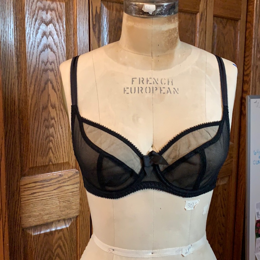 Black balconette bra